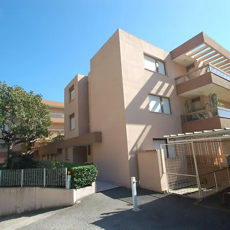 Apartamento Spacieux A Avec Grande Terrasse Et Garage - Fr-1-196-296 *