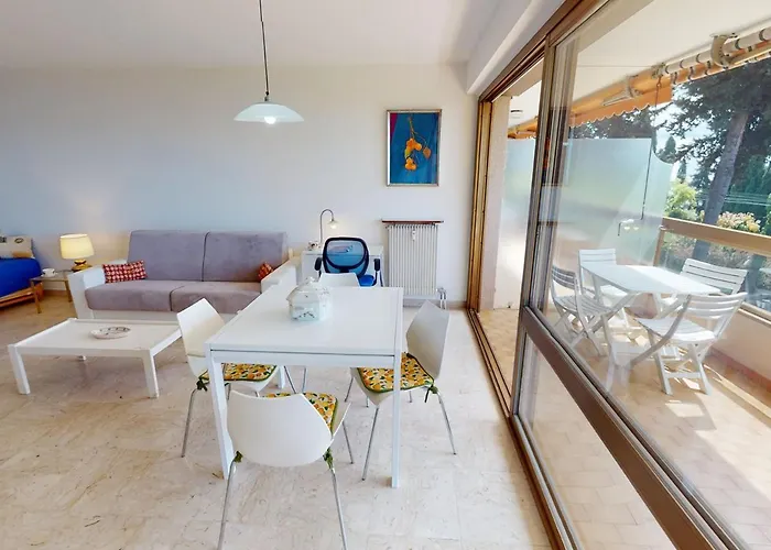 Spacieux A Avec Grande Terrasse Et Garage - Fr-1-196-296 * 芒通